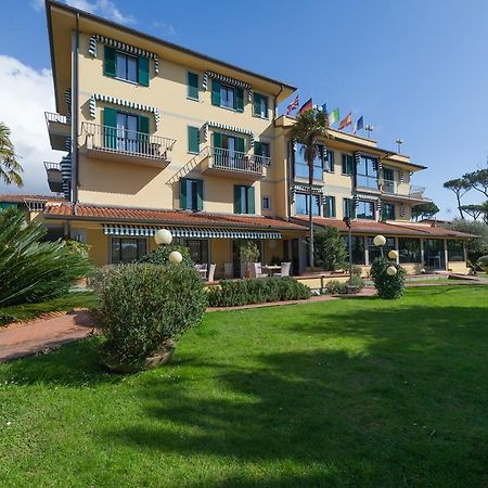 Hotel Gemma Del Mare Marina di Pietrasanta Buitenkant foto