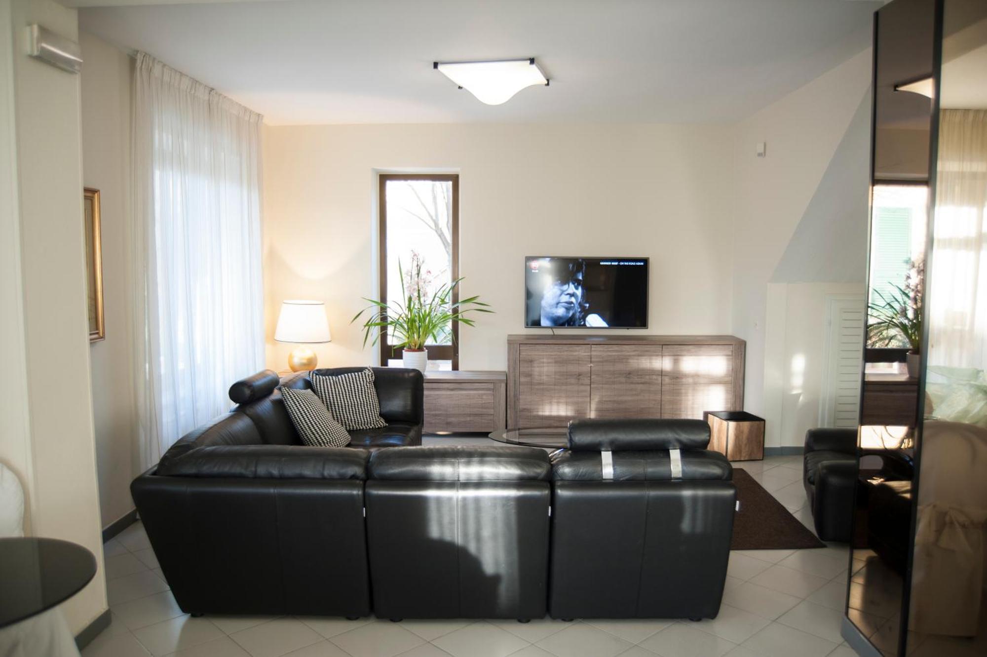 Hotel Gemma Del Mare Marina di Pietrasanta Buitenkant foto