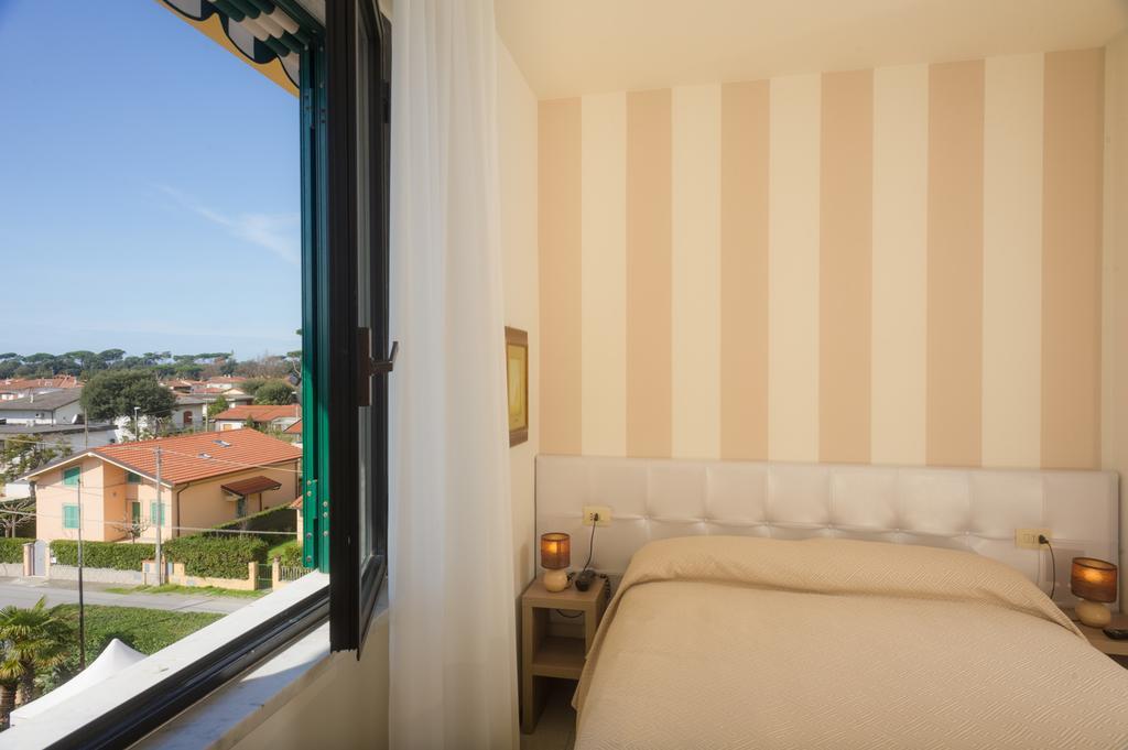 Hotel Gemma Del Mare Marina di Pietrasanta Buitenkant foto