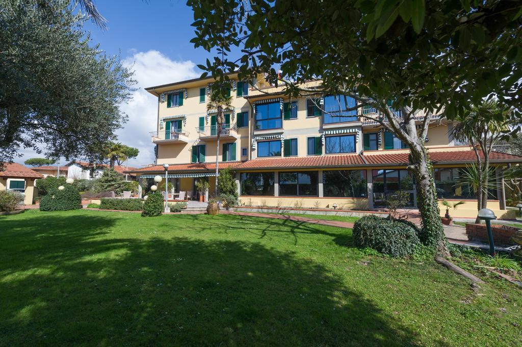 Hotel Gemma Del Mare Marina di Pietrasanta Buitenkant foto